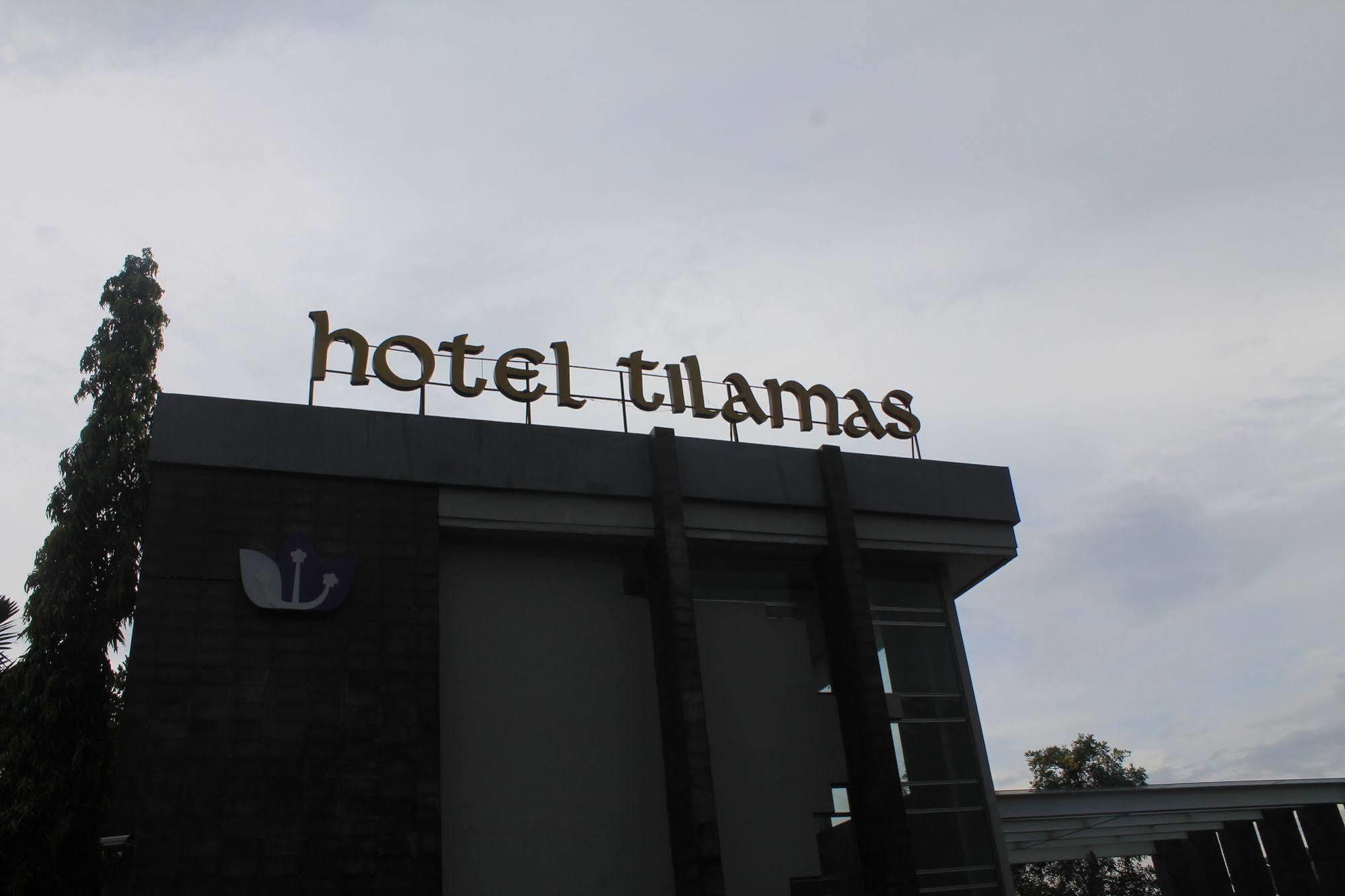 Hotel Tilamas Juanda Sawotratap