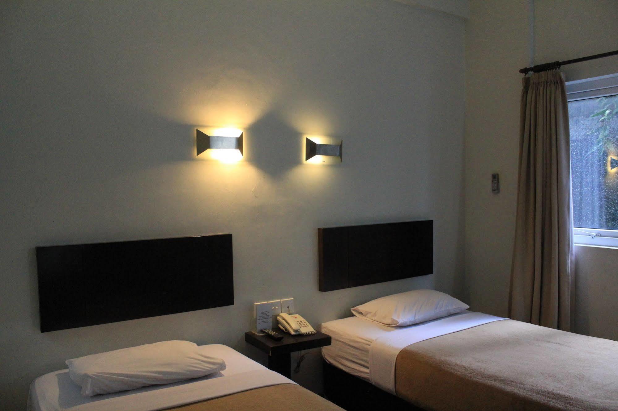 Hotel Tilamas Juanda 2*
